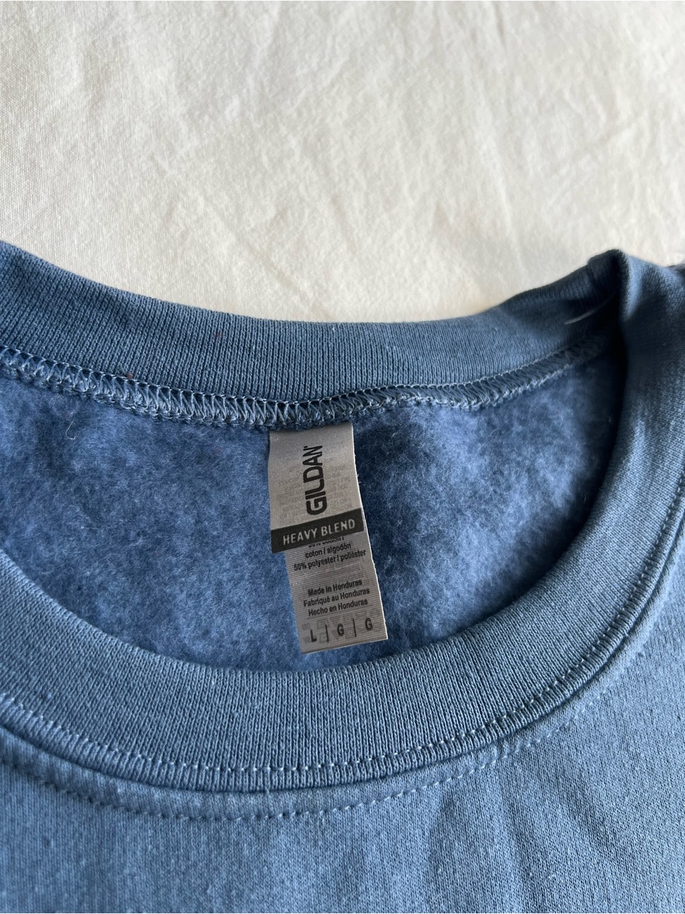 Gildan Vintage Style Vancouver Embroidered Heavy Weight Crewneck sweater - Picture 3 of 4